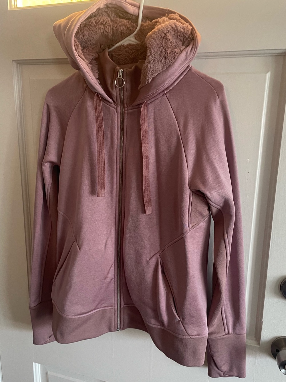 Athleta women’s Mauve Luxe Shine Fur lined Jacket size medium